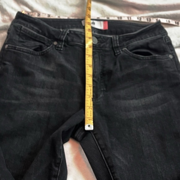 Cabi Straight Leg High Rise Dark Charcoal Wash Jeans Stretchy Size 6 Pockets - Picture 5 of 7